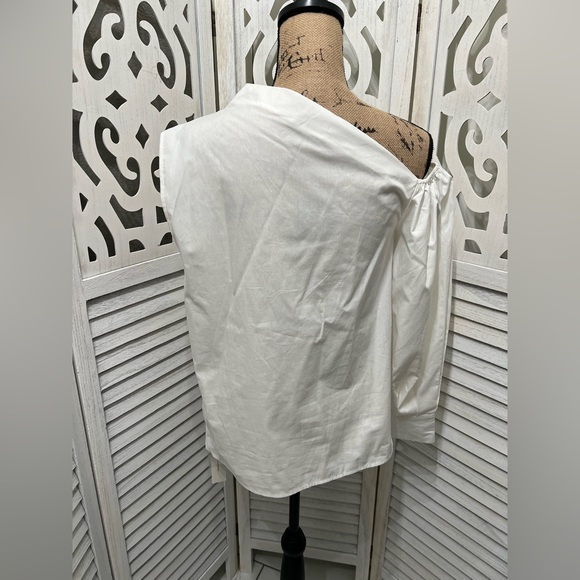Commense White Asymmetrical Off Shoulder Blouse - Picture 8 of 11